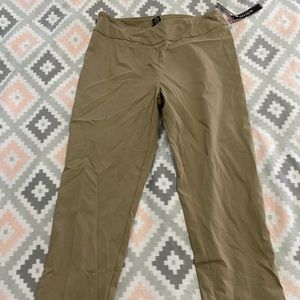 Woman’s causal pants
